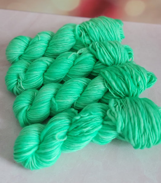 Mint Thick n Thin Bulky Weight Single Ply / Ready to Ship