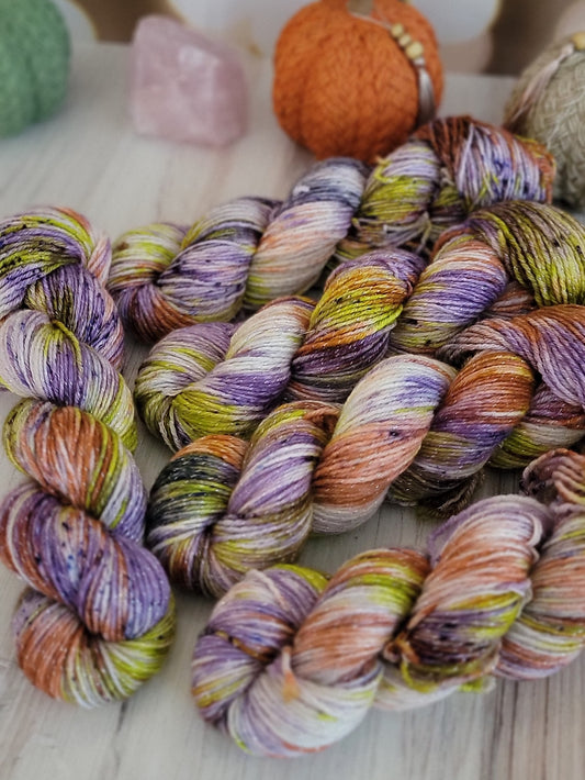 Dark Endora DK Stranded Sparkle / Ready to Ship