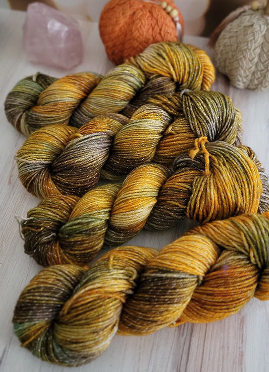 Dust in the Wind DK Stranded Sparkle / Ready to Ship