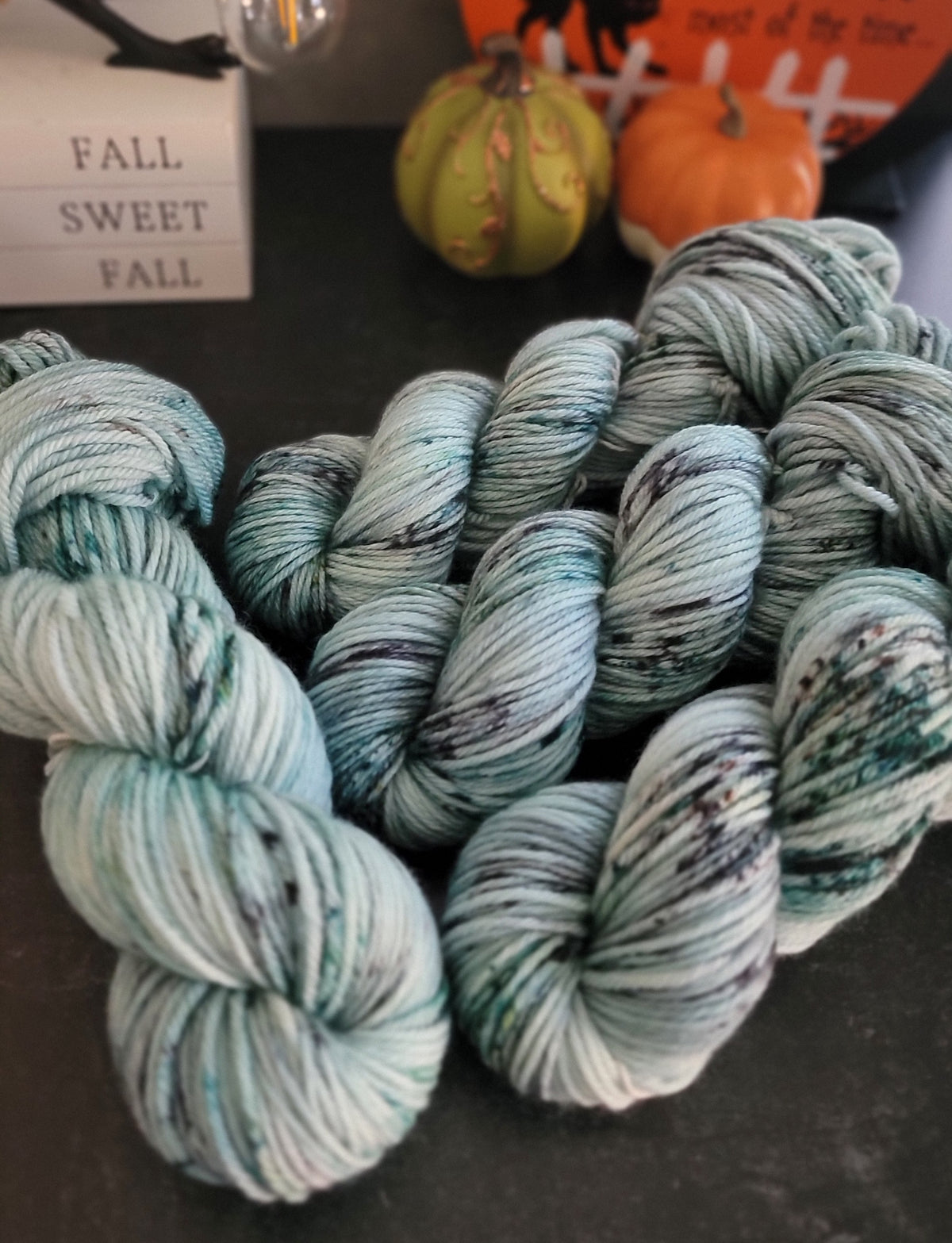 A Crow's Winter Worsted 202 Yards / Ready to Ship