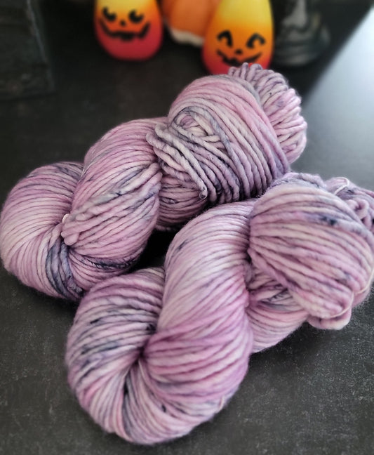 OOAK Pink/Grey SBL130 (lite super bulky) / Ready to Ship