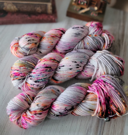 Weird Science 3 Worsted 202 Yards / Ready to Ship